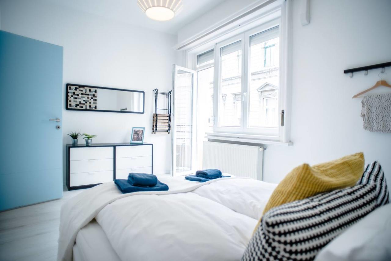 Central New Home With 3 Bedrooms, A/C And Balcony Budapest Exterior photo